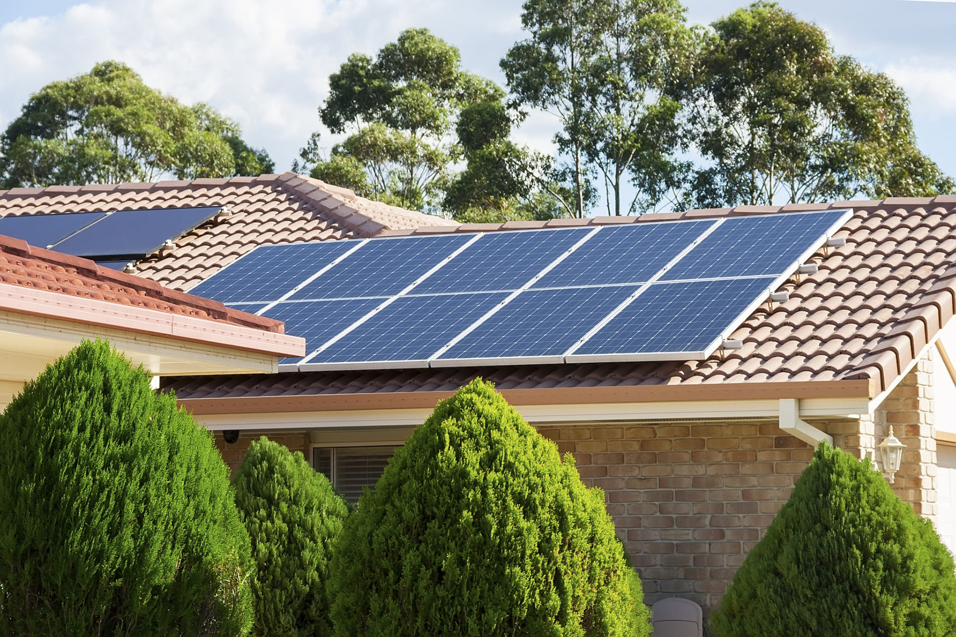 How long does it take to install residential solar panels
